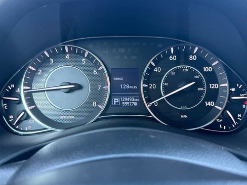 Used 2017 Nissan Armada Platinum image 27