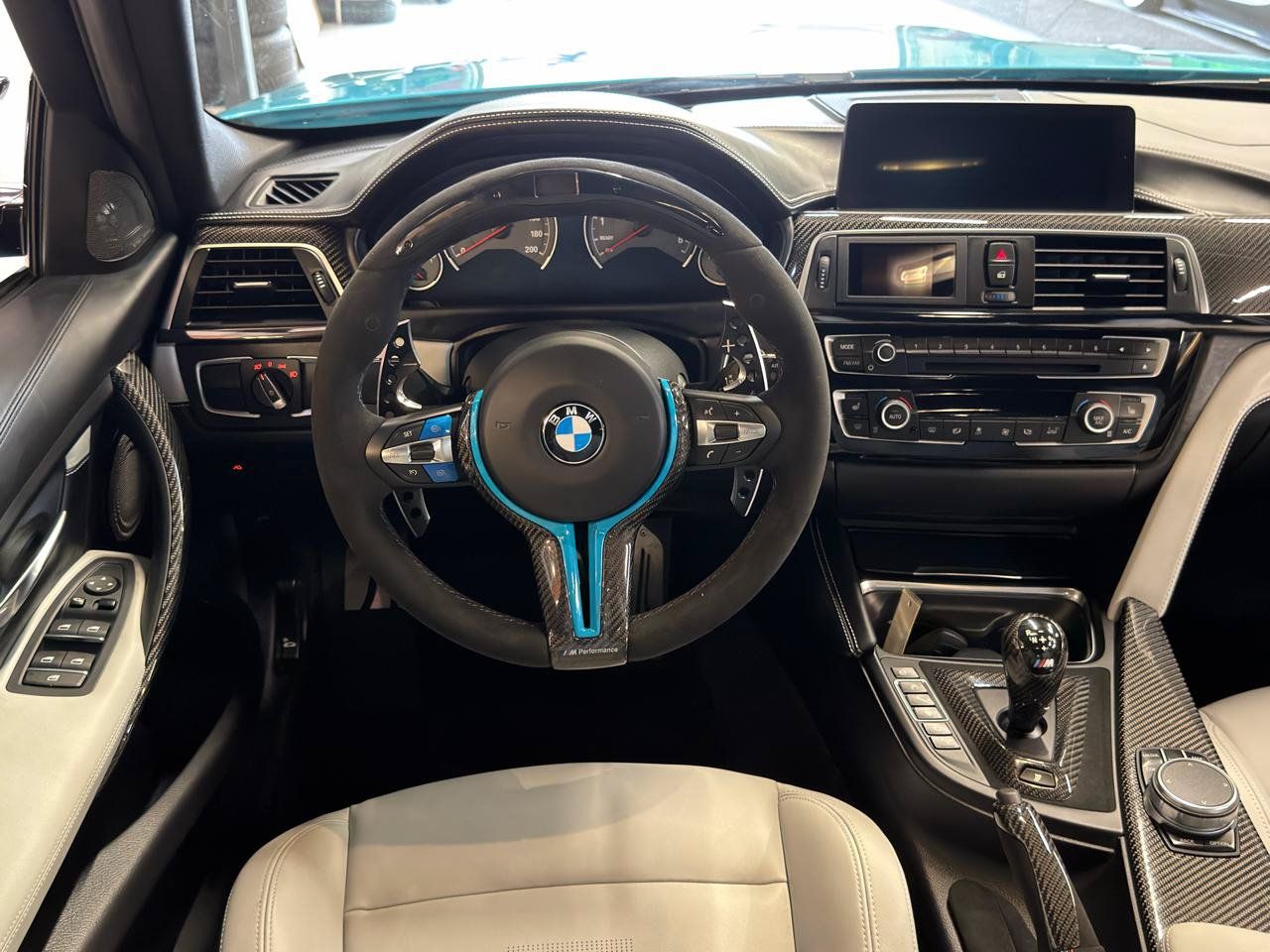 Used 2018 BMW M3 RWD image 18