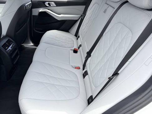 Certified 2024 BMW X5 xDrive40i AWD/4WD image 18