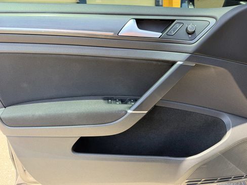 Used 2019 Volkswagen GTI Rabbit Edition FWD image 9