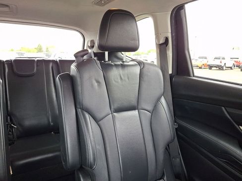 Used 2020 Subaru Ascent Limited w/ Technology Package AWD/4WD image 21