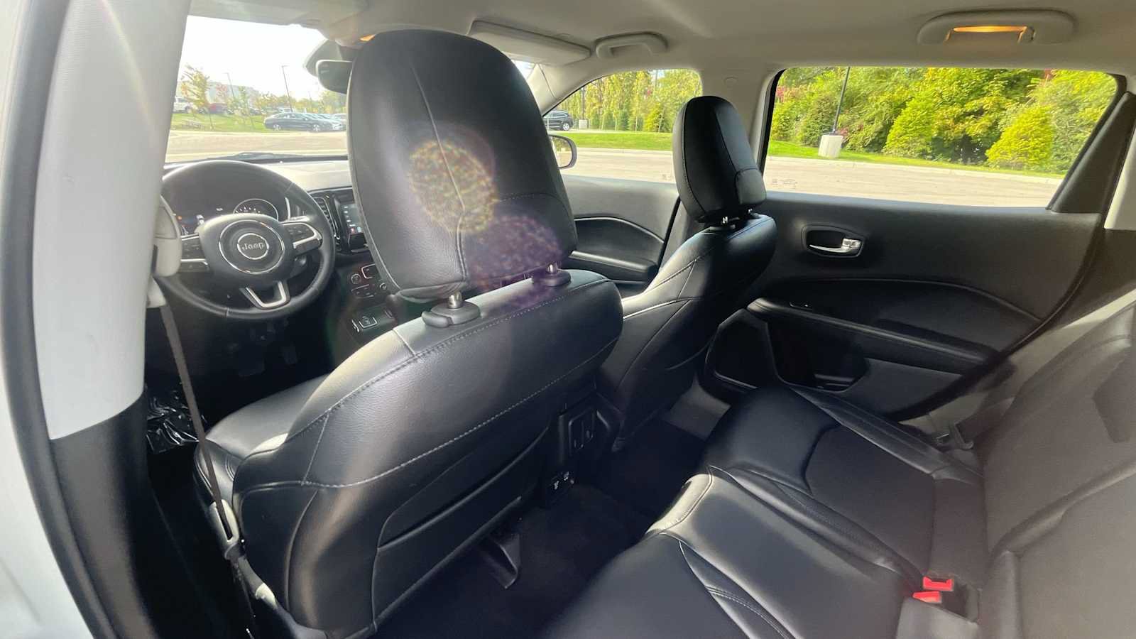 Used 2018 Jeep Compass Latitude w/ Popular Equipment Group FWD image 13