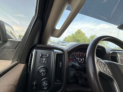 Used 2018 Chevrolet Silverado 1500 LTZ Z71 w/ LTZ Plus Package AWD/4WD image 24