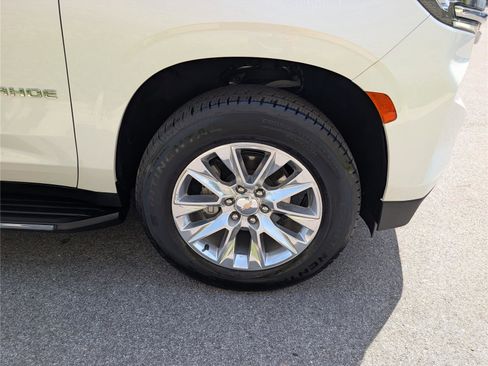 Used 2023 Chevrolet Tahoe Premier AWD/4WD image 10