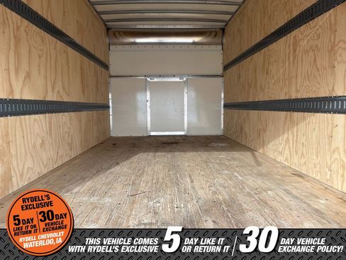 Used 2024 Ford E-350 and Econoline 350 Super Duty w/ Power Windows & Locks Group image 22