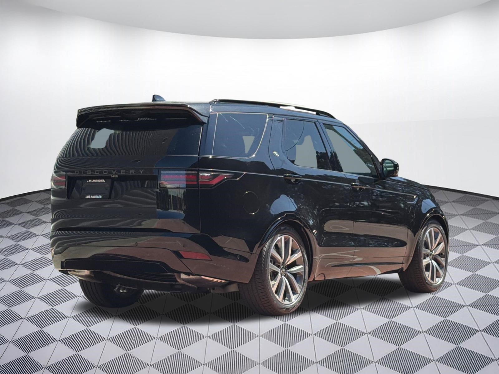 New 2026 Land Rover Discovery Dynamic SE AWD/4WD image 8