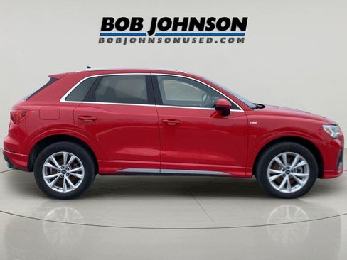 Used 2025 Audi Q3 2.0T Premium AWD/4WD image 2