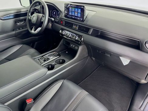 Used 2025 Honda Pilot EX-L image 39