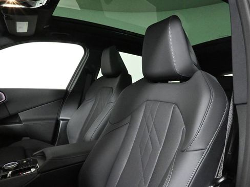 Used 2025 BMW X3 xDrive30i w/ Premium Package image 16