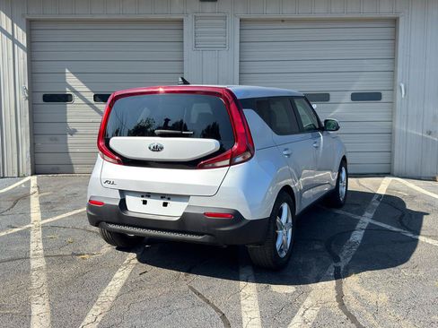 Used 2020 Kia Soul LX FWD image 6