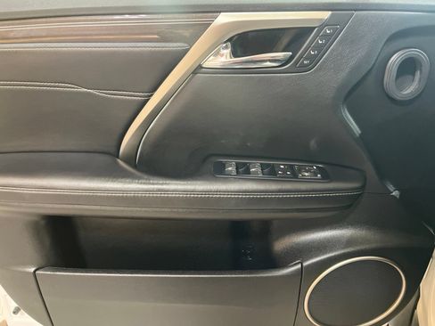 Used 2017 Lexus RX 350 FWD w/ Luxury Package image 18