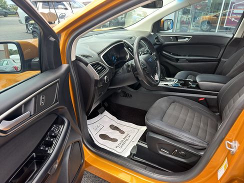 Used 2016 Ford Edge SEL FWD image 9