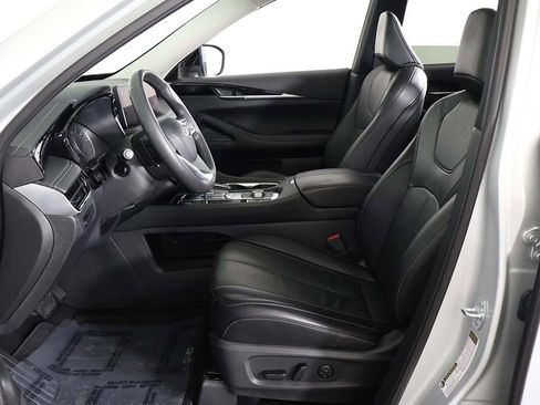 Used 2023 INFINITI QX60 Pure image 33