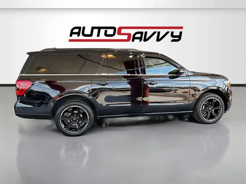 Used 2024 Ford Expedition Max Limited image 8