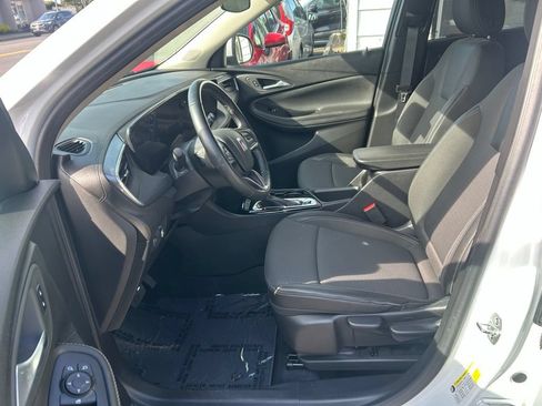 Used 2024 Buick Encore GX Preferred FWD image 13