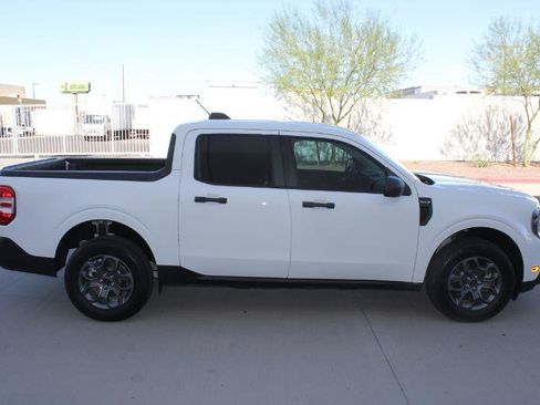 Used 2025 Ford Maverick XLT FWD image 4