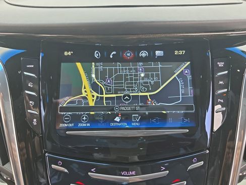 Used 2017 Cadillac Escalade Platinum image 27