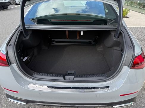 Used 2026 Mercedes-Benz E 350 4MATIC Sedan image 10