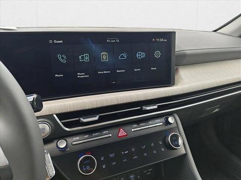 New 2025 Hyundai Sonata Limited image 15