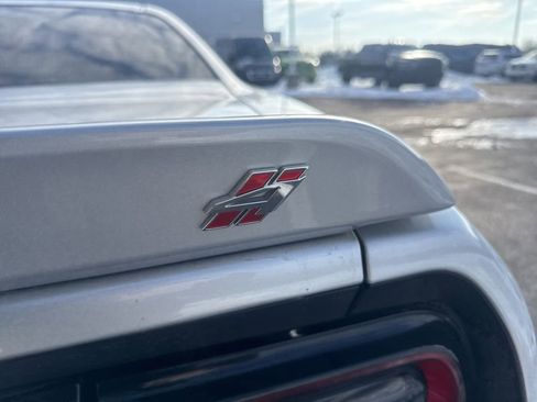 Used 2022 Dodge Challenger GT image 34