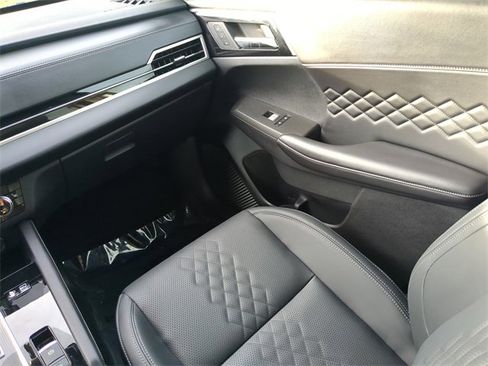 New 2025 Mitsubishi Outlander SEL Black Edition image 19