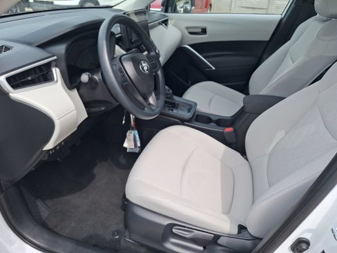 Used 2026 Toyota Corolla Cross L FWD image 14