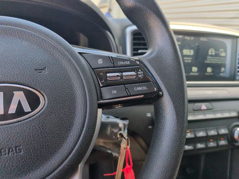 Used 2021 Kia Sportage LX FWD image 19