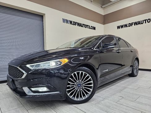 Used 2017 Ford Fusion Platinum image 1