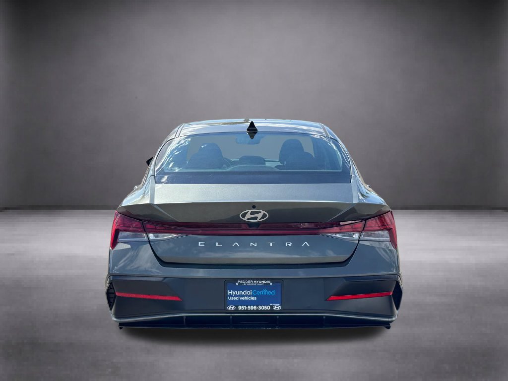 Certified 2025 Hyundai Elantra SEL FWD image 7