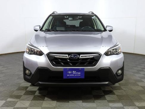Used 2023 Subaru Crosstrek 2.0i Premium image 3