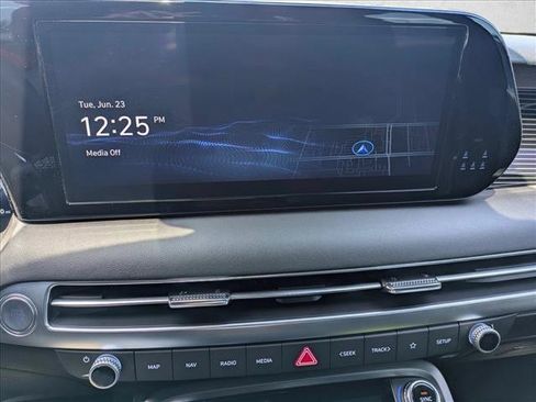 Used 2025 Hyundai Palisade Calligraphy AWD/4WD image 12