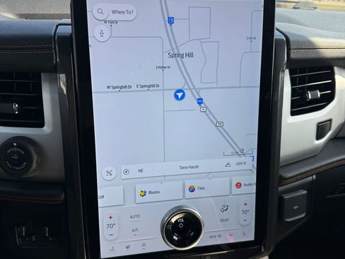 Used 2023 Ford Expedition Timberline image 19