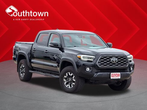 Used 2022 Toyota Tacoma TRD Off-Road AWD/4WD image 1