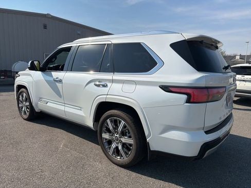 Used 2023 Toyota Sequoia Capstone image 4