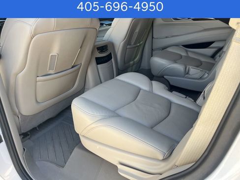 Used 2020 Cadillac Escalade Premium Luxury w/ LPO, Radiant Package image 20