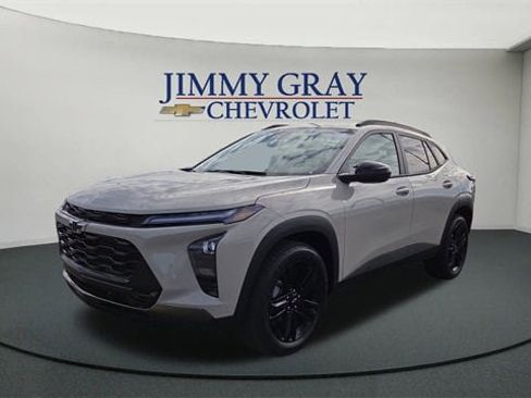 New 2026 Chevrolet Trax ACTIV w/ Sunroof Package image 7