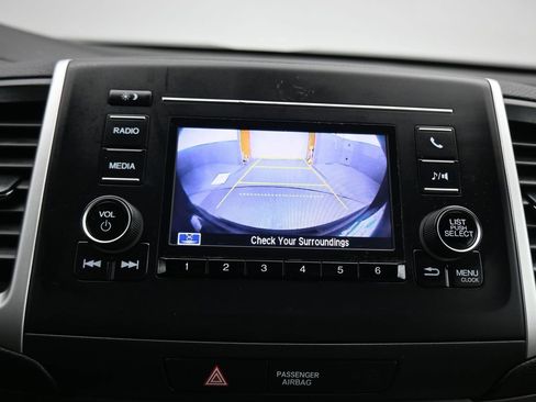 Used 2017 Honda Pilot LX image 18