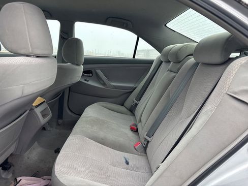 Used 2011 Toyota Camry LE image 12