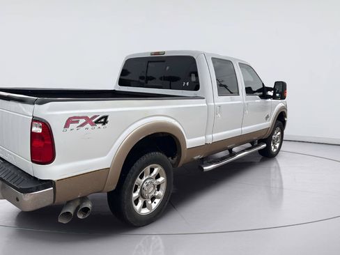 Used 2013 Ford F250 Lariat w/ Lariat Ultimate Pkg AWD/4WD image 3