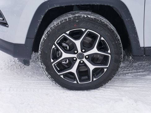 New 2026 Jeep Compass Limited image 4