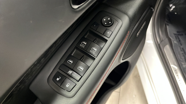 Used 2023 Dodge Durango R/T AWD/4WD image 22