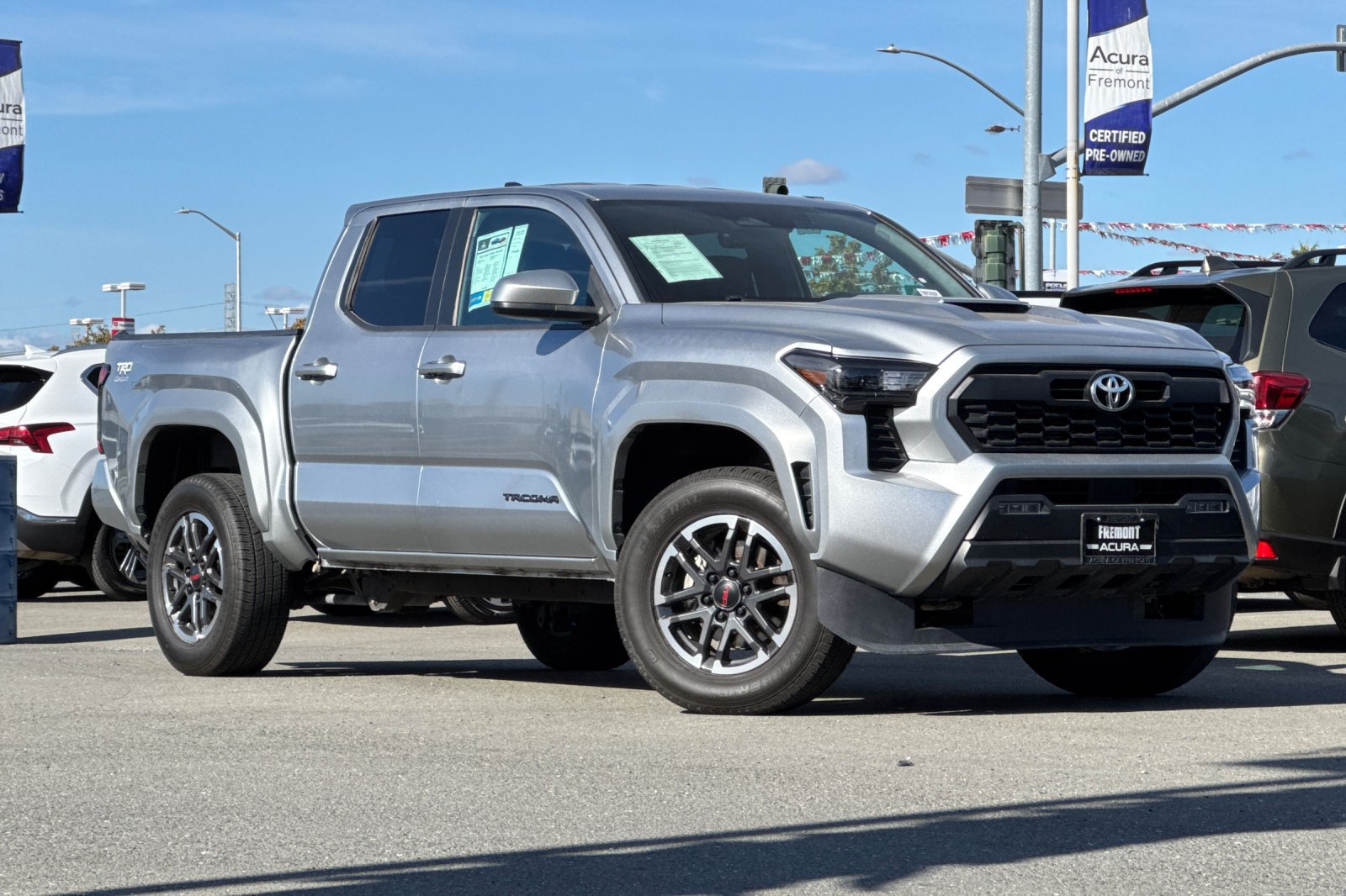 Used 2024 Toyota Tacoma TRD Sport RWD image 2