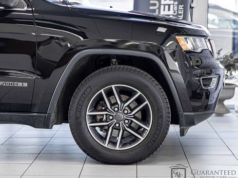 Used 2019 Jeep Grand Cherokee Limited image 11