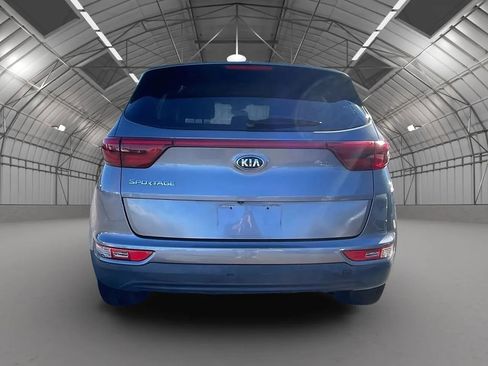 Used 2018 Kia Sportage LX AWD/4WD image 4