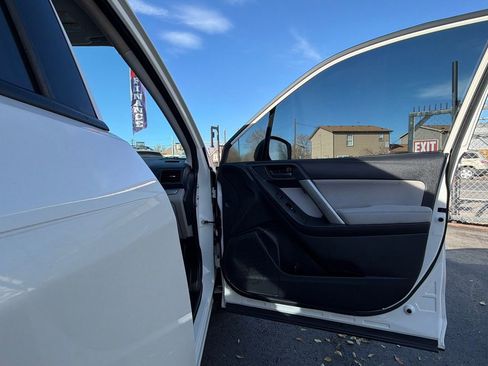 Used 2015 Subaru Forester 2.5i image 11