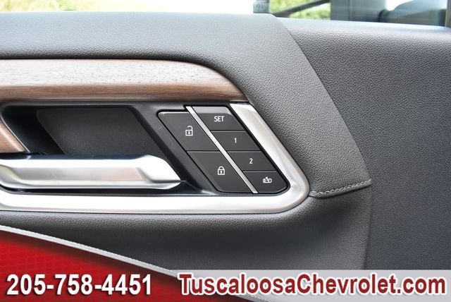 New 2026 Chevrolet Silverado 2500 High Country w/ High Country Premium Package AWD/4WD image 14