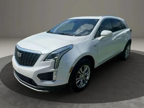 Used 2020 Cadillac XT5 Premium Luxury FWD image 3