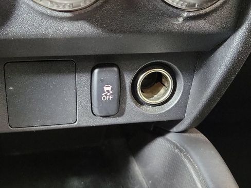 Used 2025 Mitsubishi Outlander Sport AWD image 22