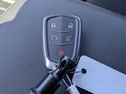 Certified 2023 Cadillac XT5 Luxury image 34