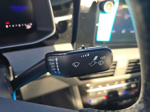 New 2026 Volkswagen Jetta SE image 32